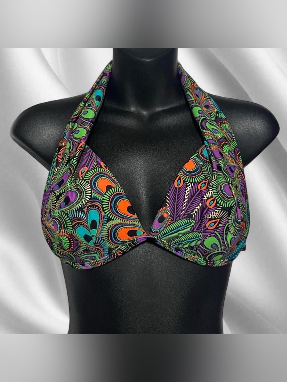 La Vie En Rose Paisley Bikini Top